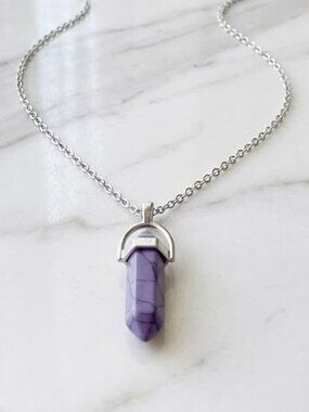Purple Ladies Fashionable Faux Stone Necklace